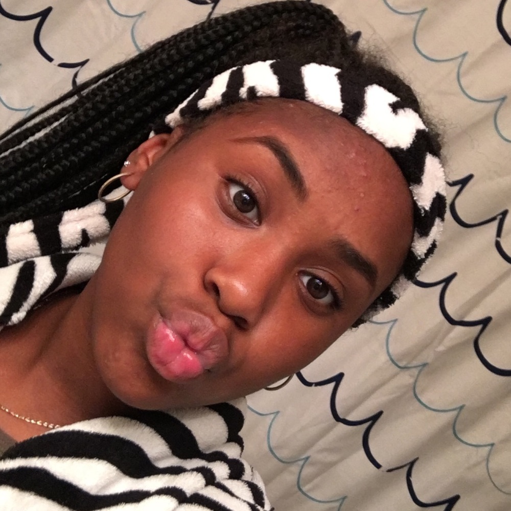 Meet your Posher, Azaliah